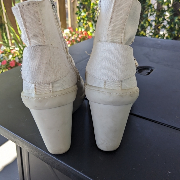 Very comfortable wedge running shoes size 10 - Picture 3 of 5